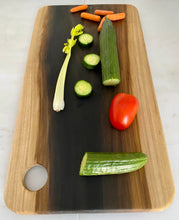 Load image into Gallery viewer, 01. Live Edge Maple Cutting Board