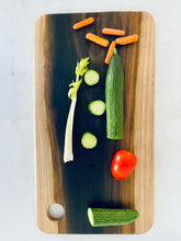 Load image into Gallery viewer, 01. Live Edge Maple Cutting Board