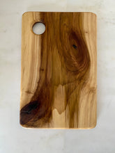 Load image into Gallery viewer, 04.  Maple Cutting Board
